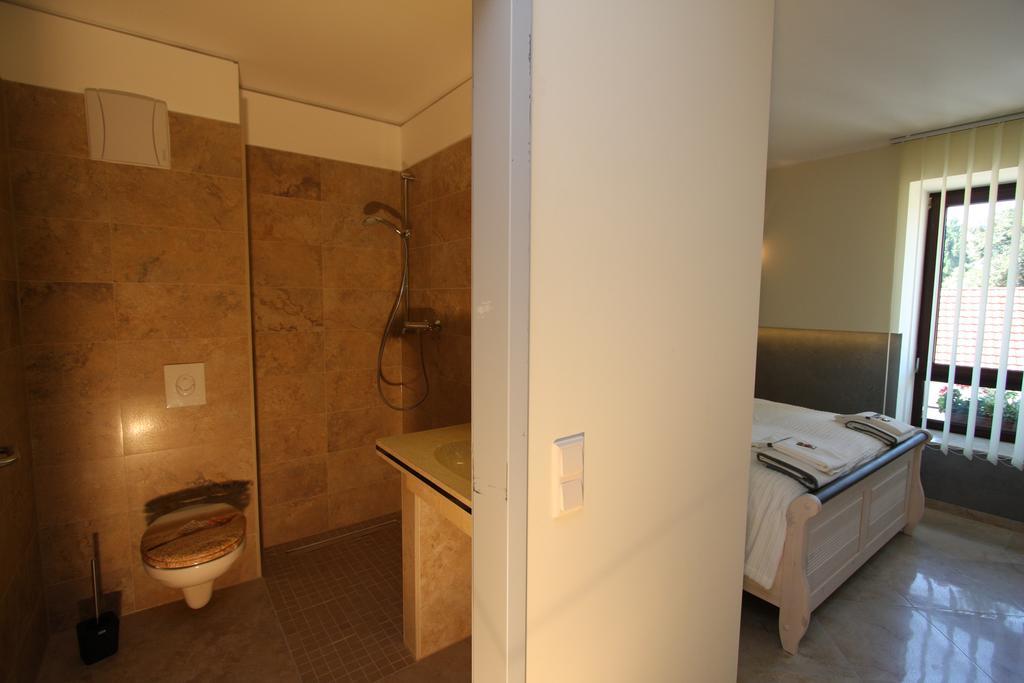 Hotel Da Gianni Gmbh Oranienburg Rum bild