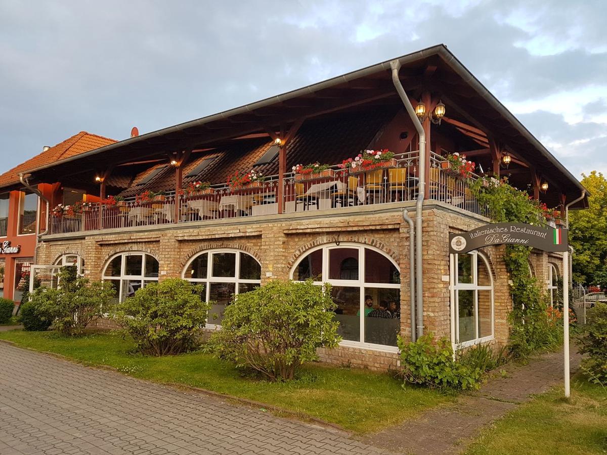 Hotel Da Gianni Gmbh Oranienburg Exteriör bild